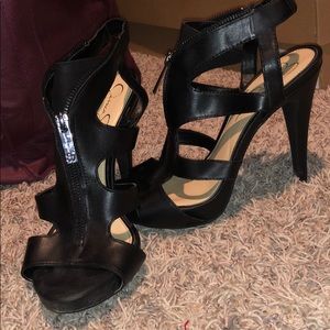 Jessica Simpson zip up heels